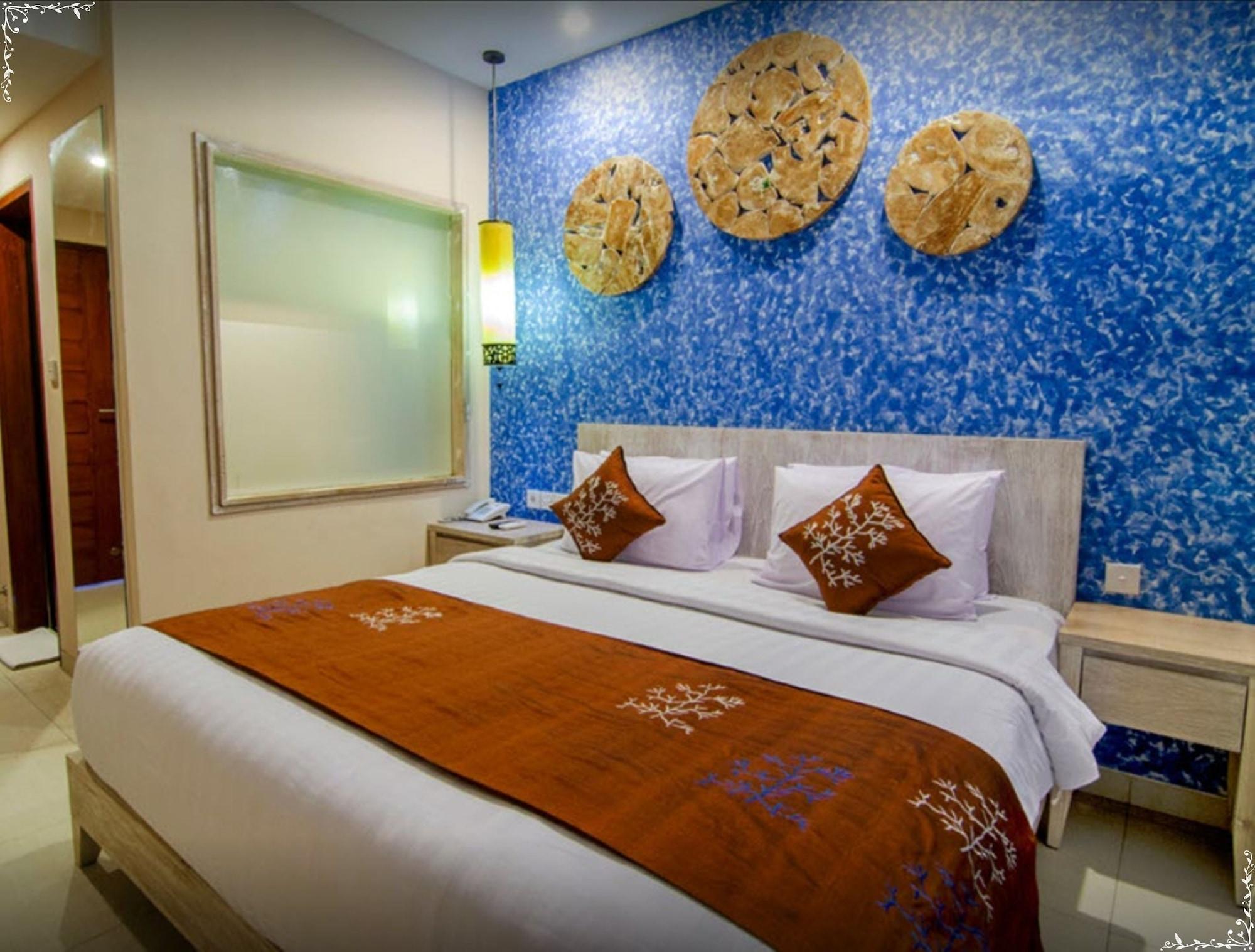 Natya Hotel Джили Трауанган Екстериор снимка